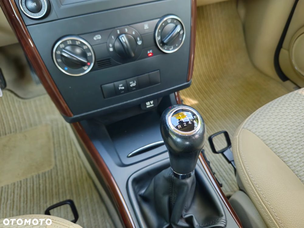 Mercedes-Benz Klasa A 180 CDI Elegance - 23