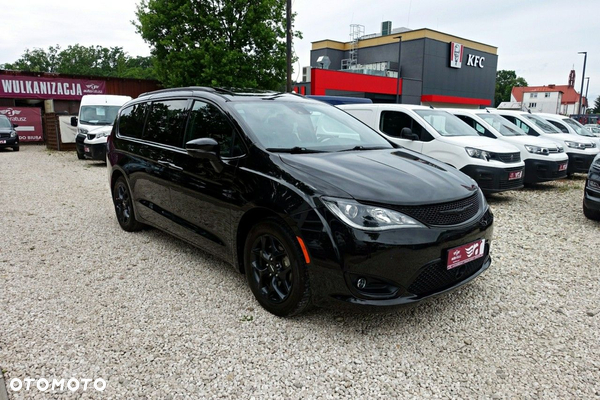 Chrysler Pacifica