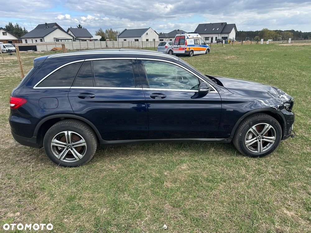 Mercedes-Benz GLC 350 e 4Matic 7G-TRONIC Edition 1 - 34