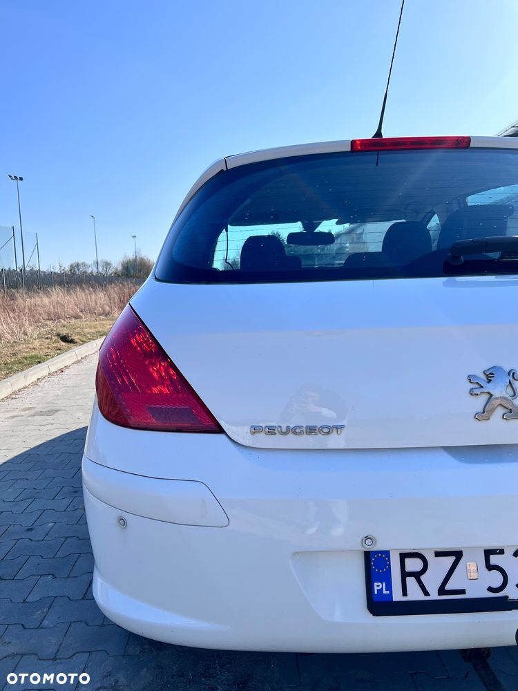 Peugeot 308 1.6 HDi Presence - 15