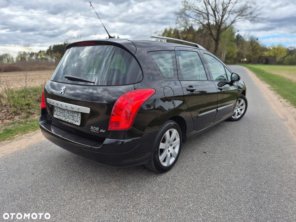 Peugeot 308 - 3