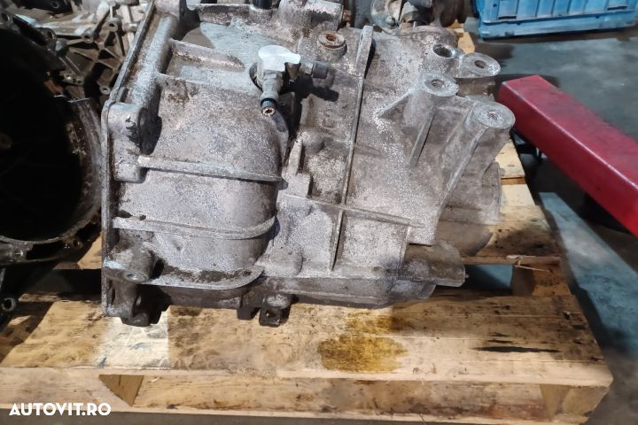 Cutie de viteze manuala 2.0DTI 2004 Opel Zafira A [facelift] [2003 - - 5