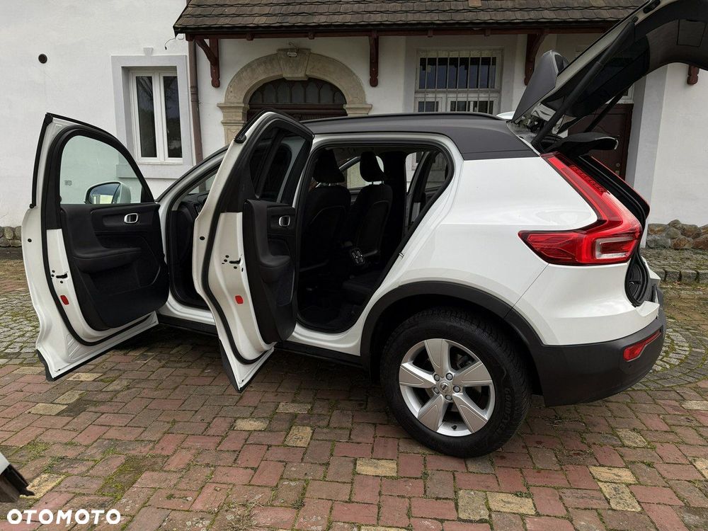 Volvo XC 40 T4 Geartronic Momentum - 16