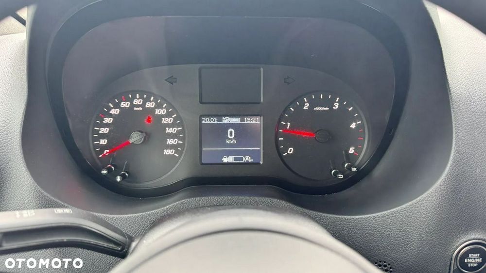 Mercedes-Benz Sprinter - 14