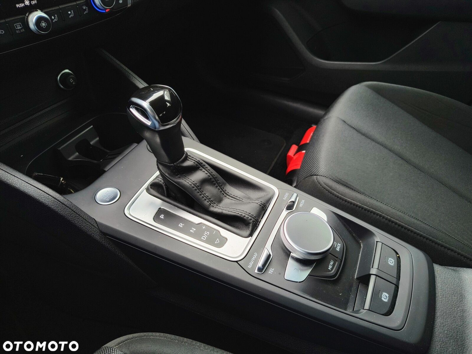 Audi Q2 35 TFSI S tronic - 18