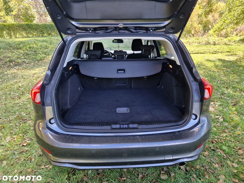 Ford Focus 1.0 EcoBoost Start-Stopp-System ST-LINE STYLE - 10