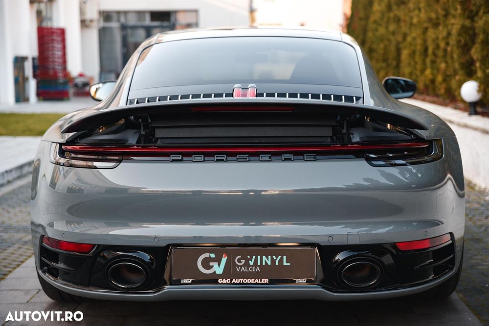 Porsche 992 - 9