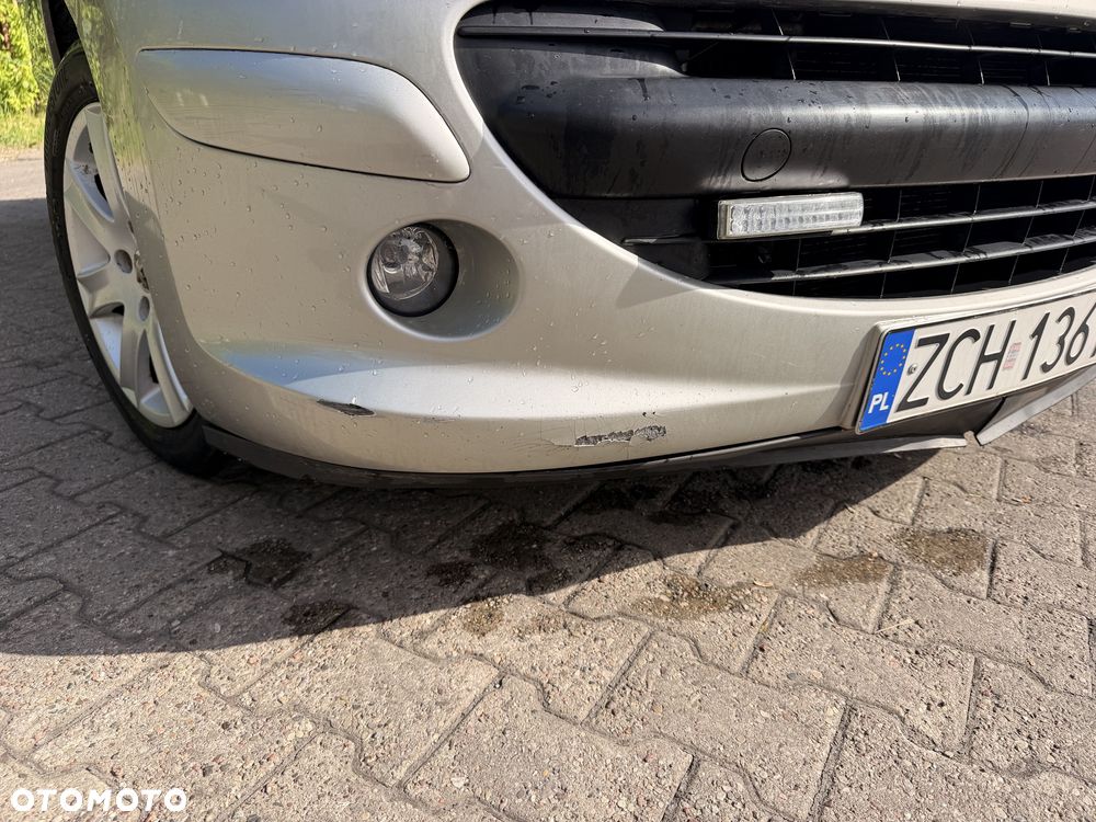 Peugeot 207 - 4