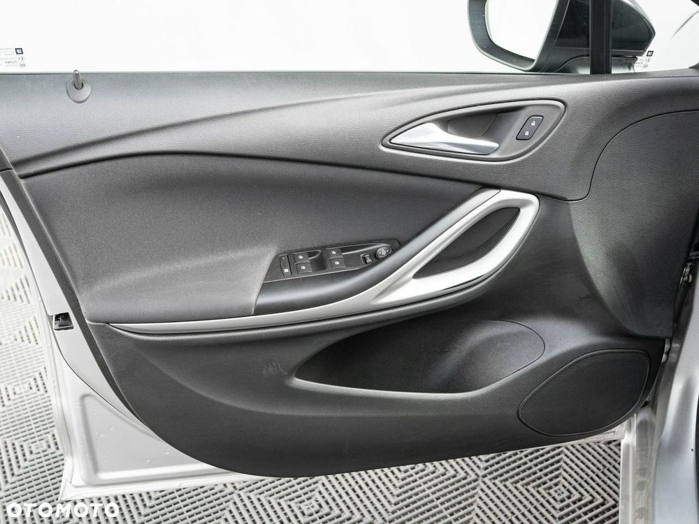 Opel Astra - 10