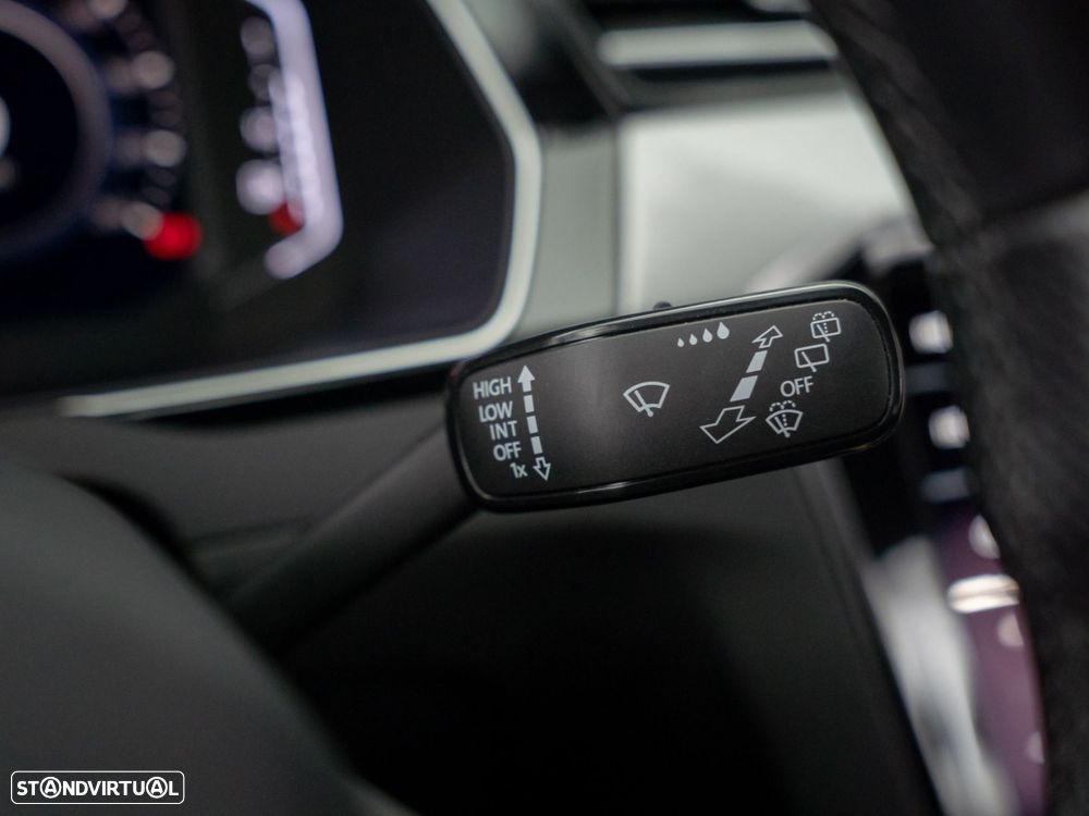 VW Passat Variant 1.4 TSI GTE Plug-in - 23