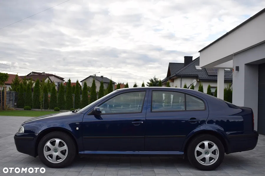 Skoda Octavia 2.0 Ambiente - 3