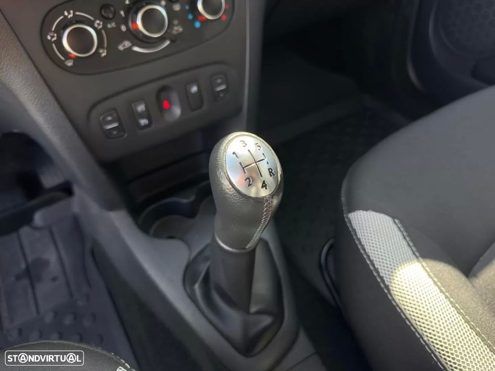 Dacia Sandero 0.9 TCe Stepway - 33