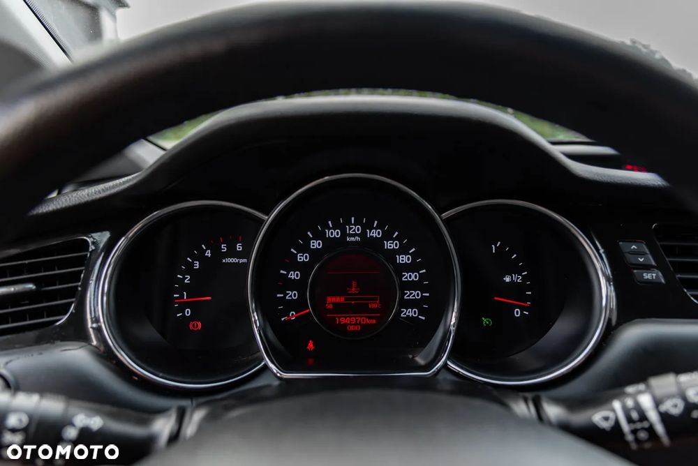 Kia Ceed 1.6 CRDi 128 Platinum Edition - 21