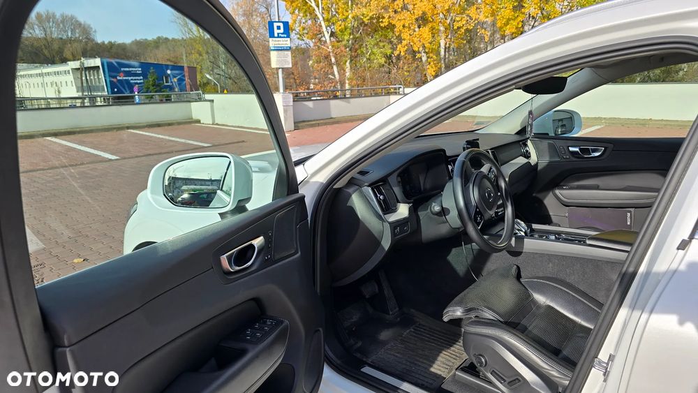 Volvo XC 60 D5 AWD Inscription - 16