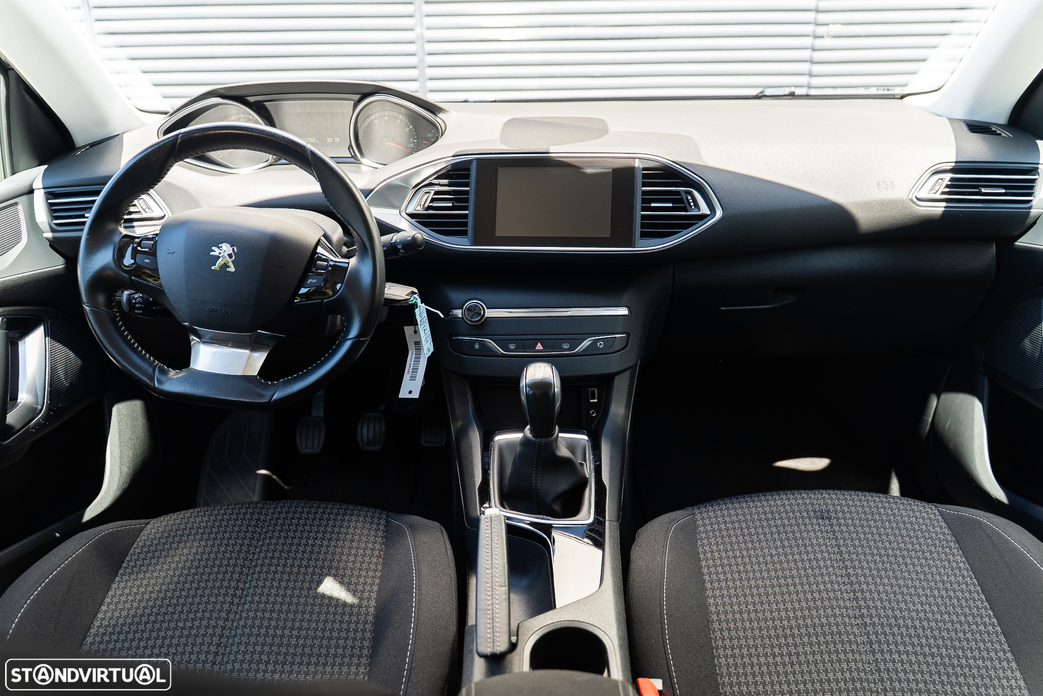 Peugeot 308 1.2 PureTech Style - 19