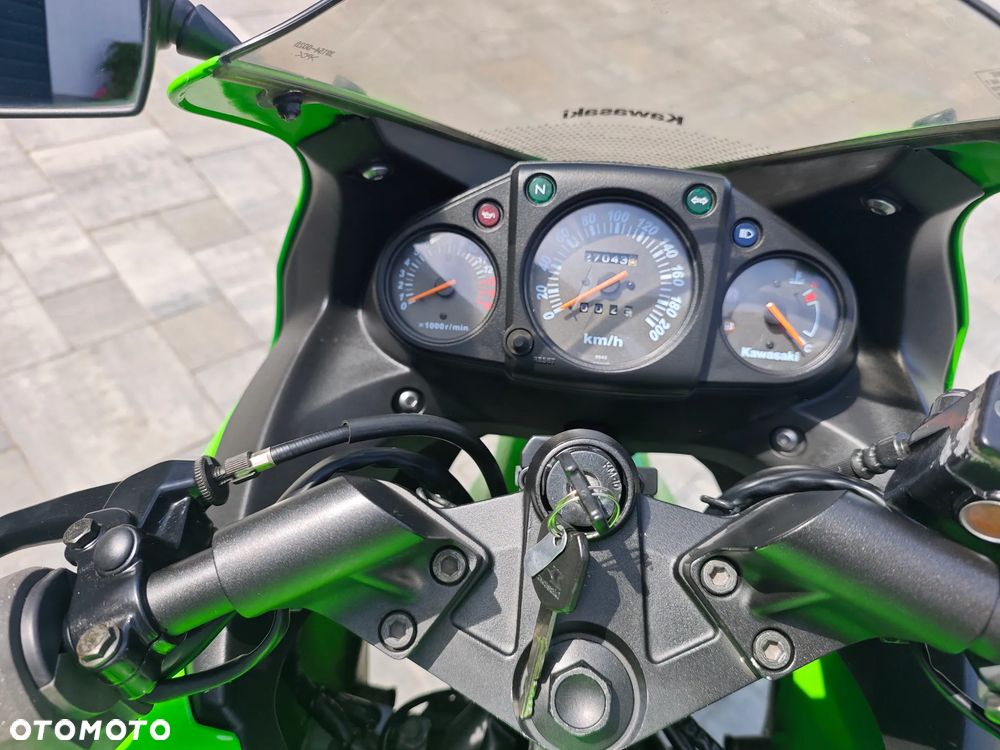 Kawasaki Ninja 250R - 7