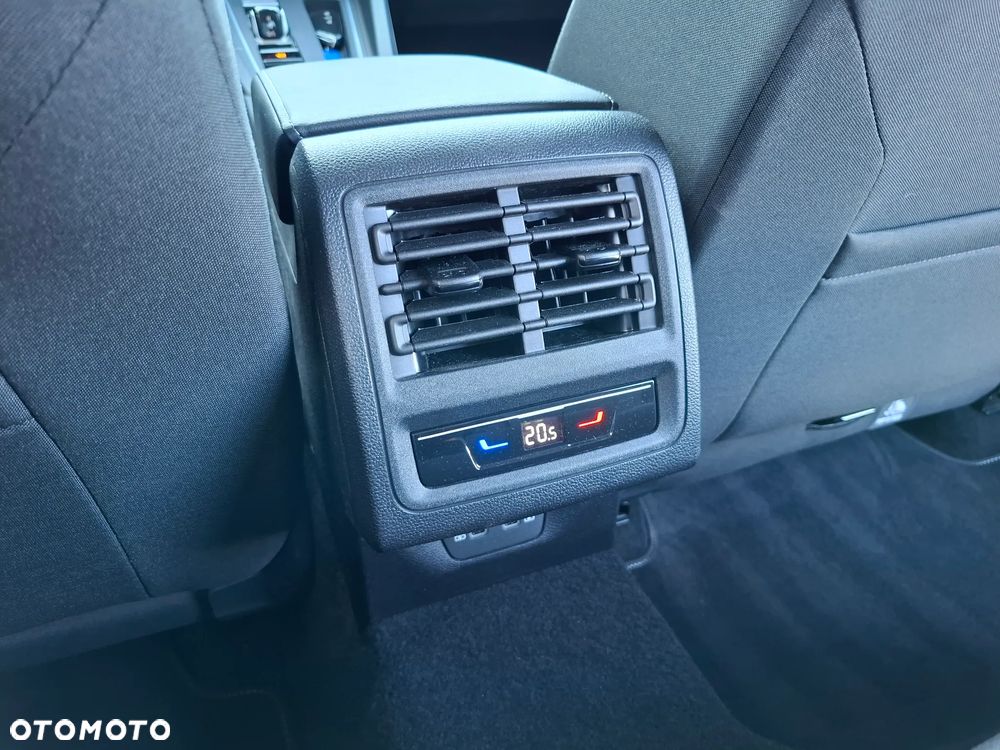 Volkswagen Golf 1.5 TSI EHybrid PHEV 150kW Life Plus DSG - 35