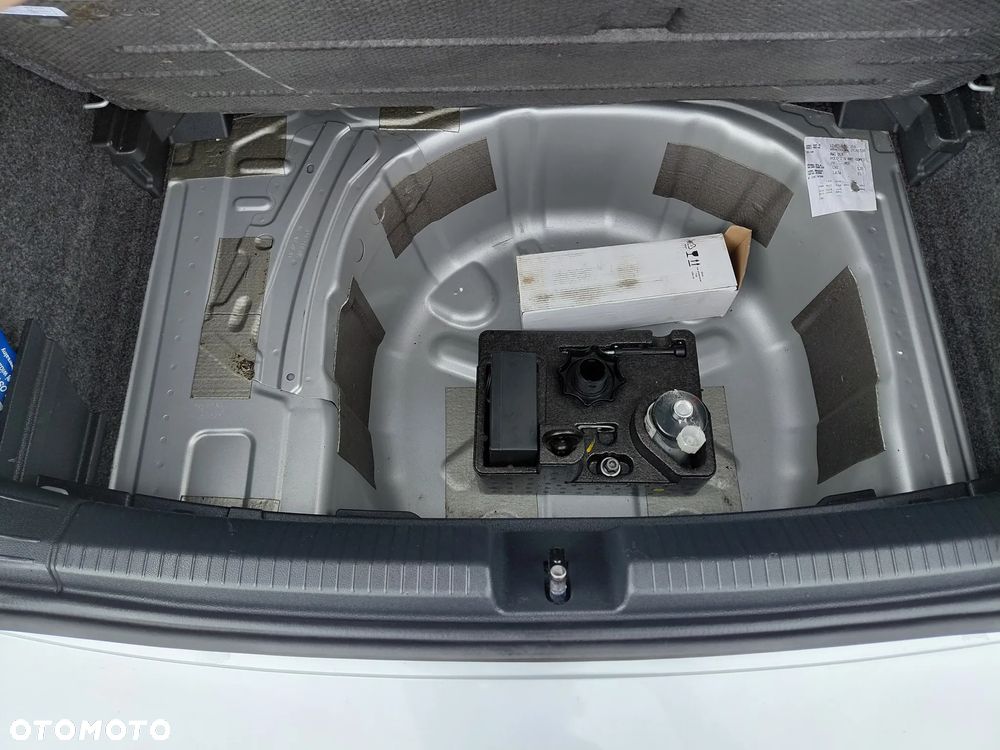Volkswagen Polo 1.0 TSI Comfortline - 37