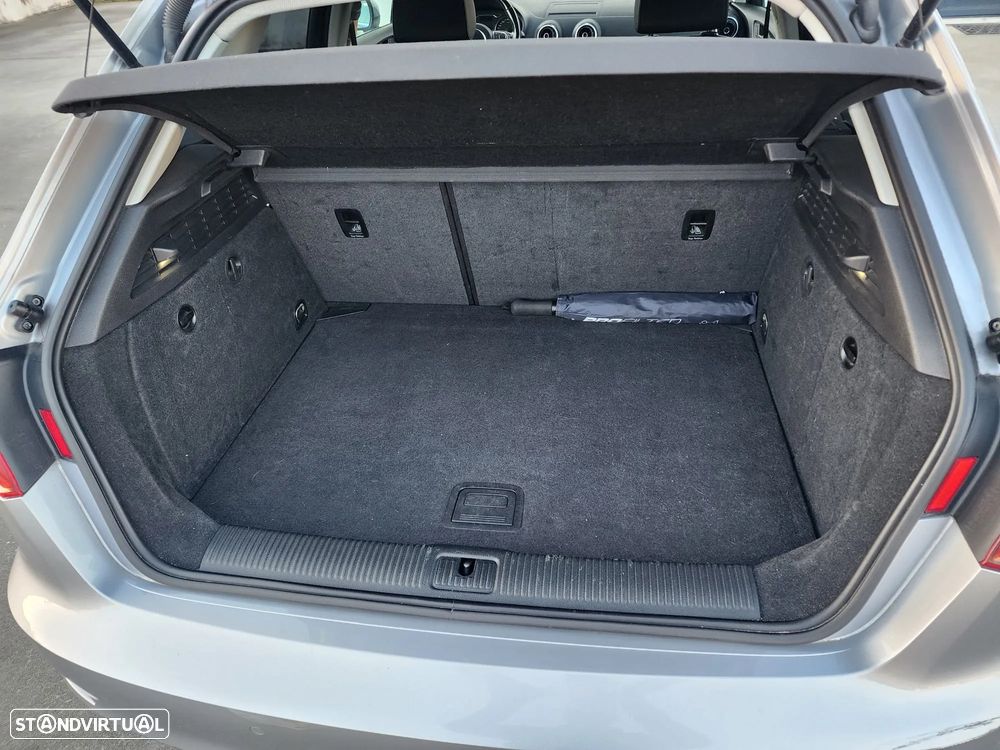 Audi A3 Sportback - 11