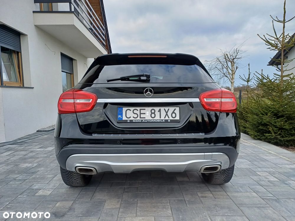 Mercedes-Benz GLA 200 - 7