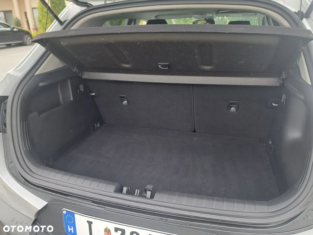 Kia Stonic 1.0 T-GDI MHEV L Business Line - 21