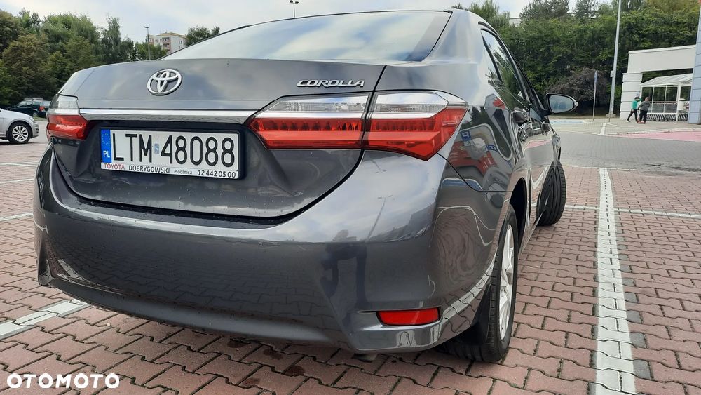 Toyota Corolla 1.6 Classic Plus - 10