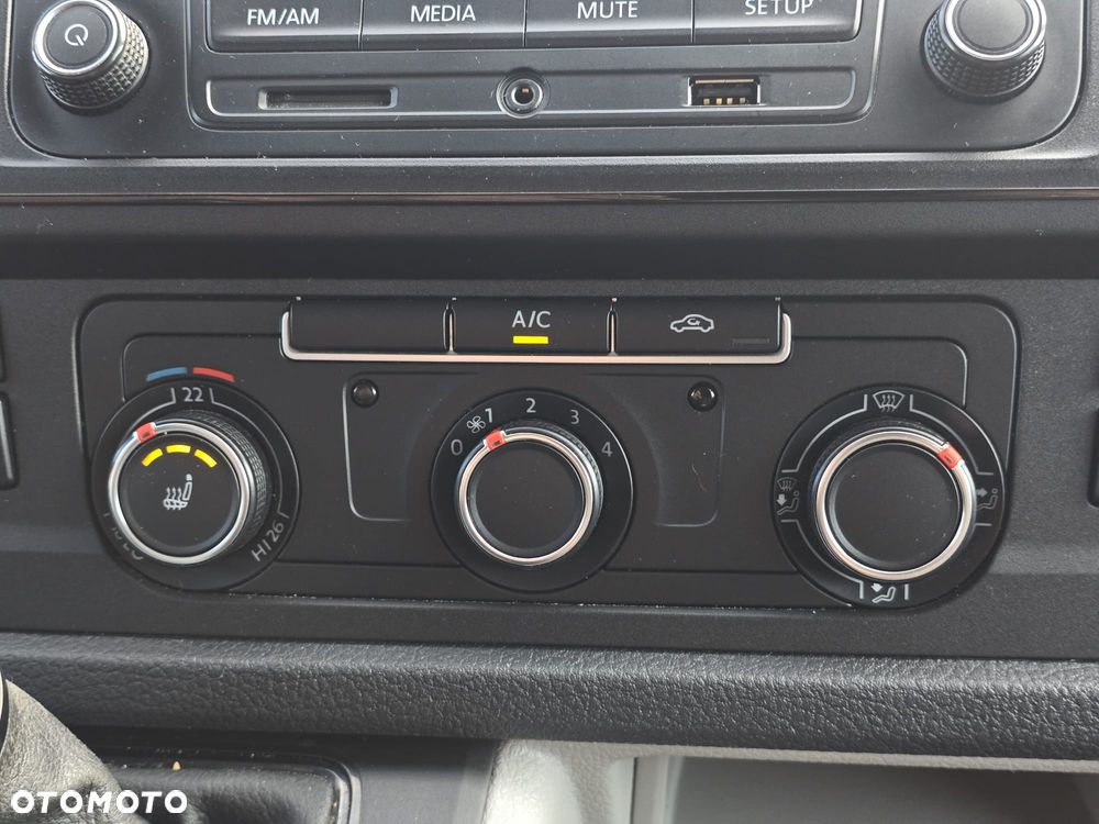 Volkswagen Transporter - 13