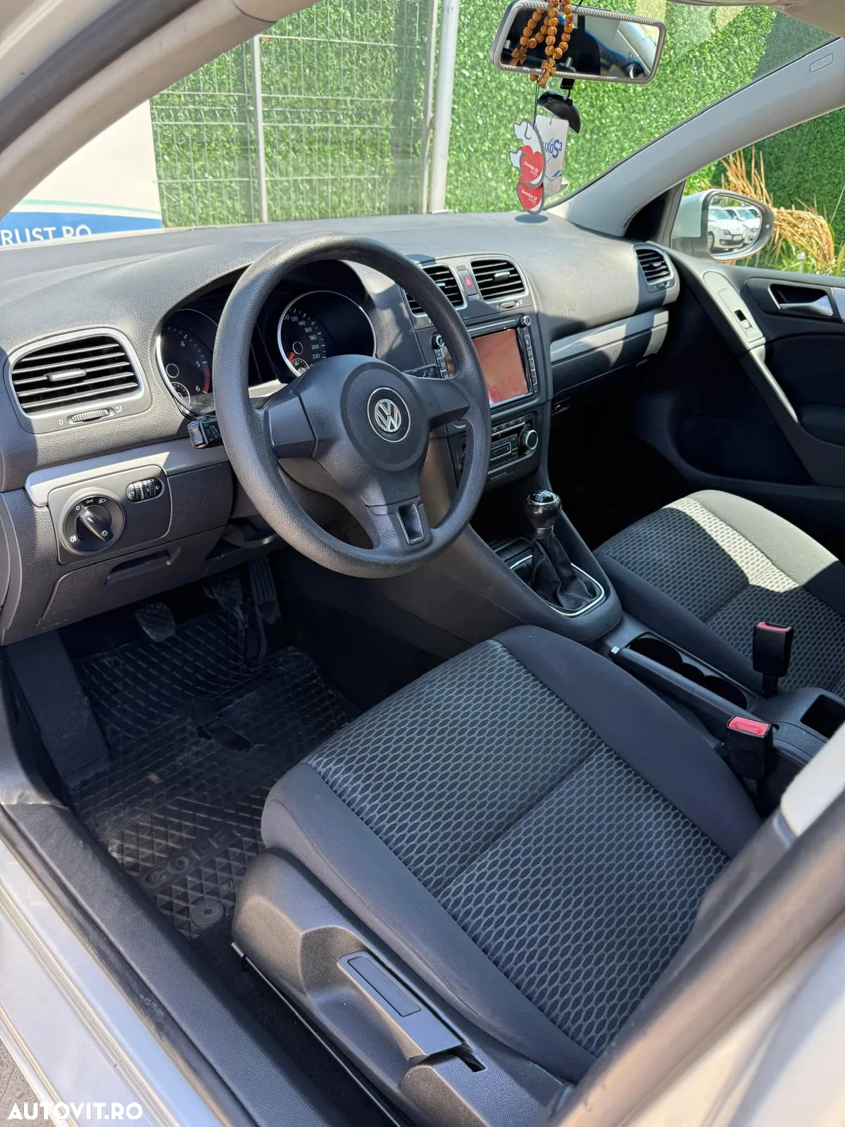Volkswagen Golf 1.6 TDI BlueMotion Technology DPF Comfortline - 5