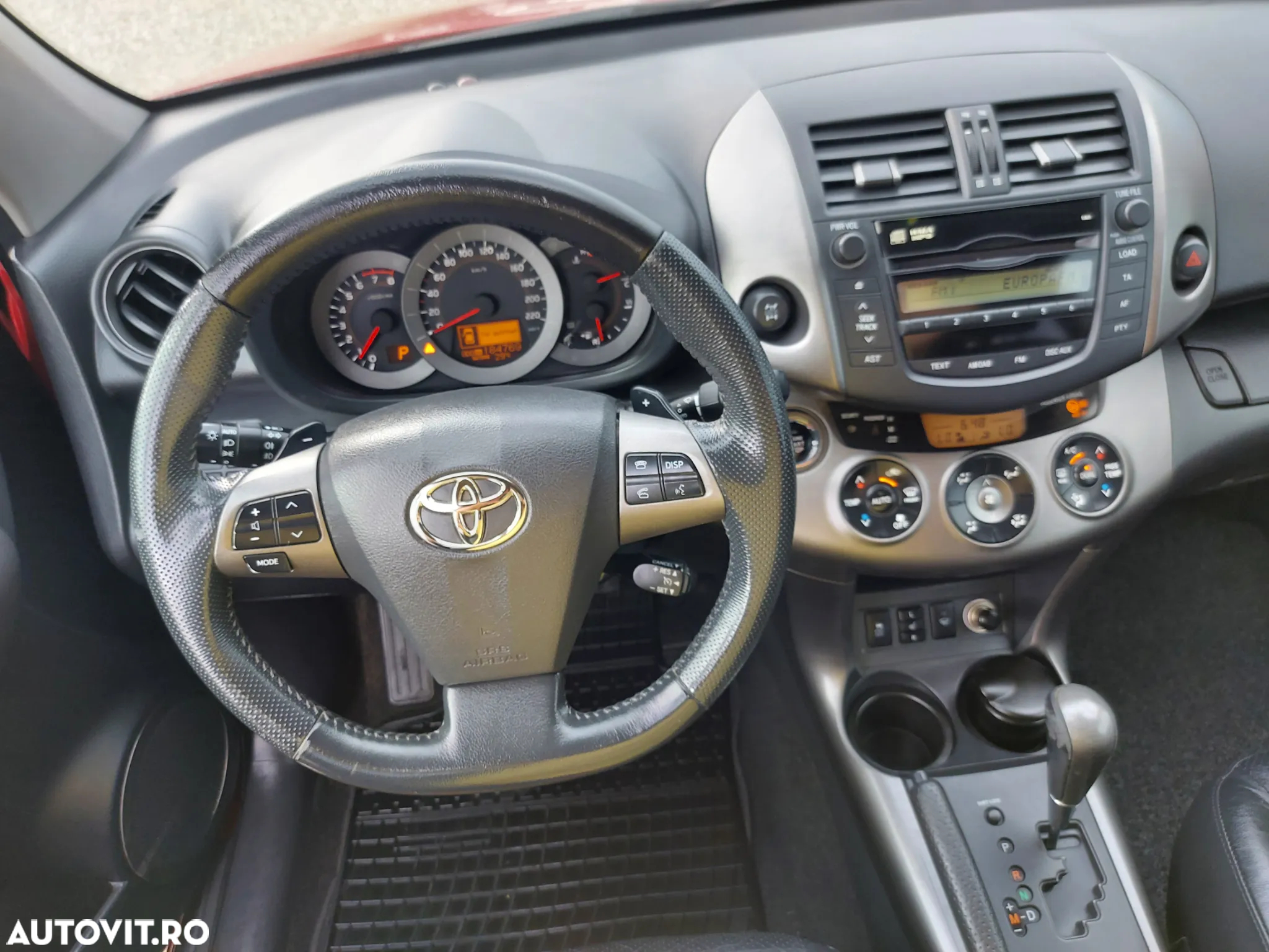 Toyota RAV4 - 18
