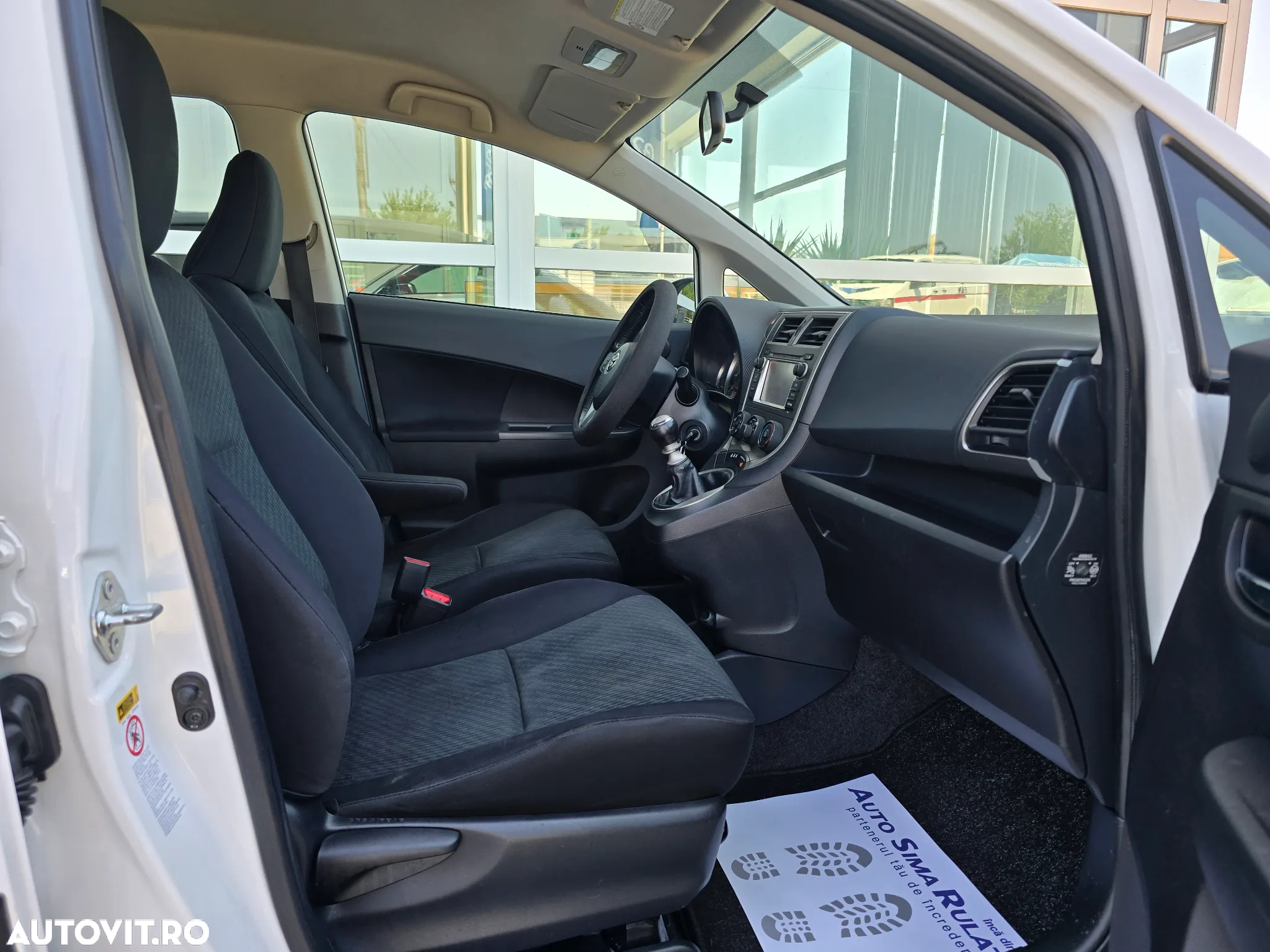 Toyota Verso S 1.4 D-4D - 10