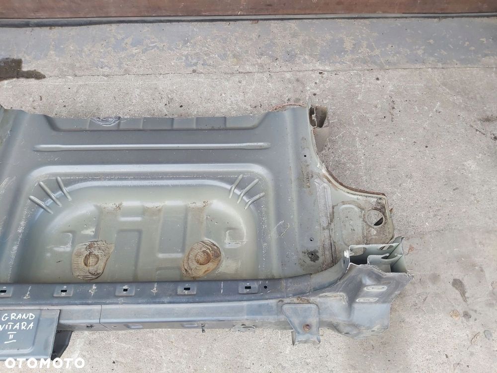Suzuki Grand Vitara II JT podłoga pas tylny wanna tył - 2