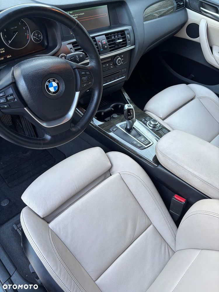 BMW X3 28i xDrive - 28
