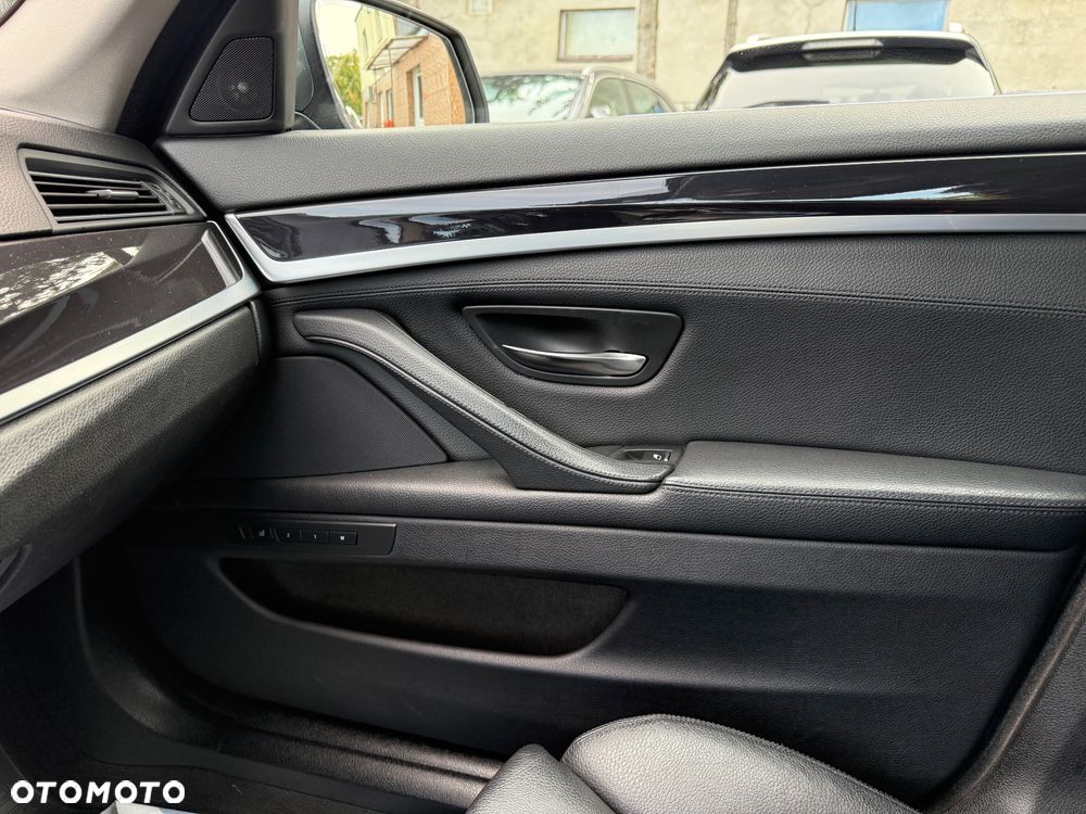BMW Seria 5 - 36