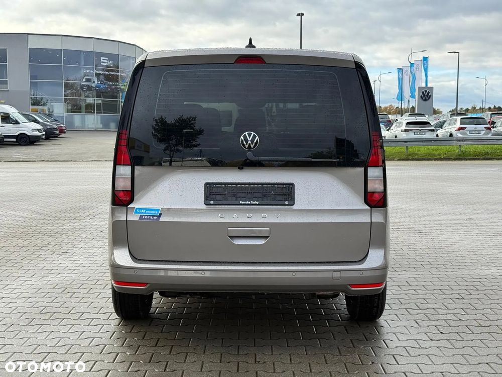 Volkswagen Caddy 1.5 TSI DSG - 8