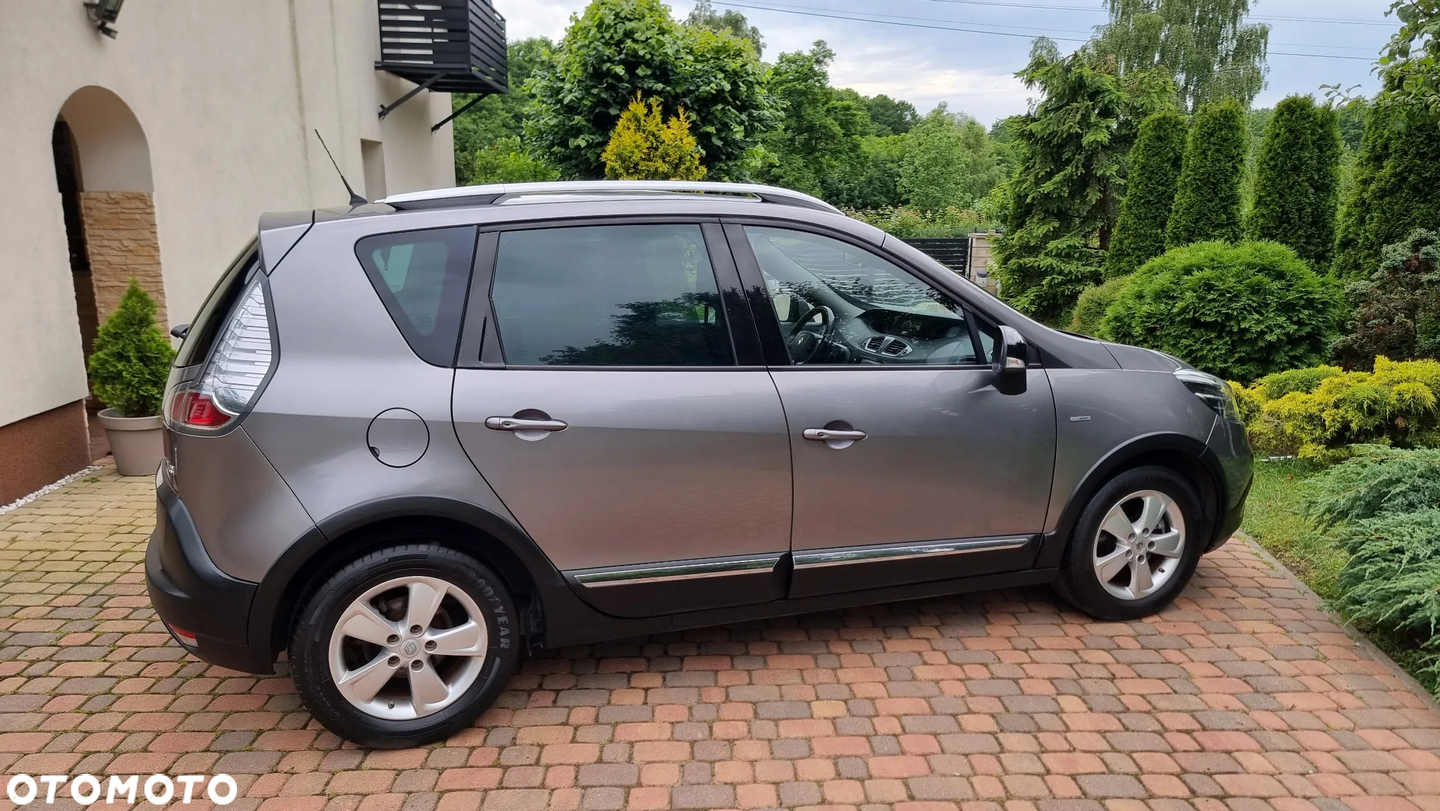Renault Scenic Xmod 1.5 dCi Bose EDition - 9