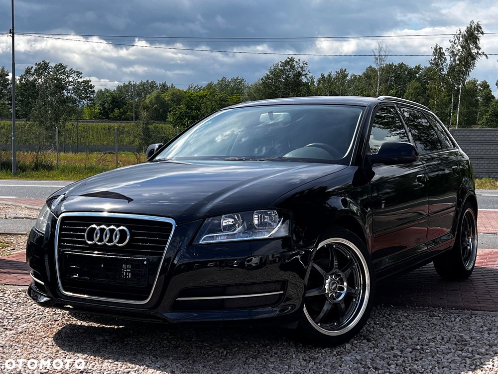 Audi A3 Sportback 1.6 TDI Ambition - 2