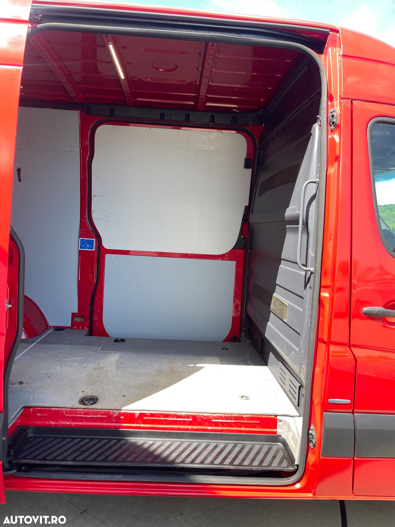 Mercedes-Benz Sprinter 519 3.0CDI V6 AUTOMAT MEDIU 2CULISANTE - 18