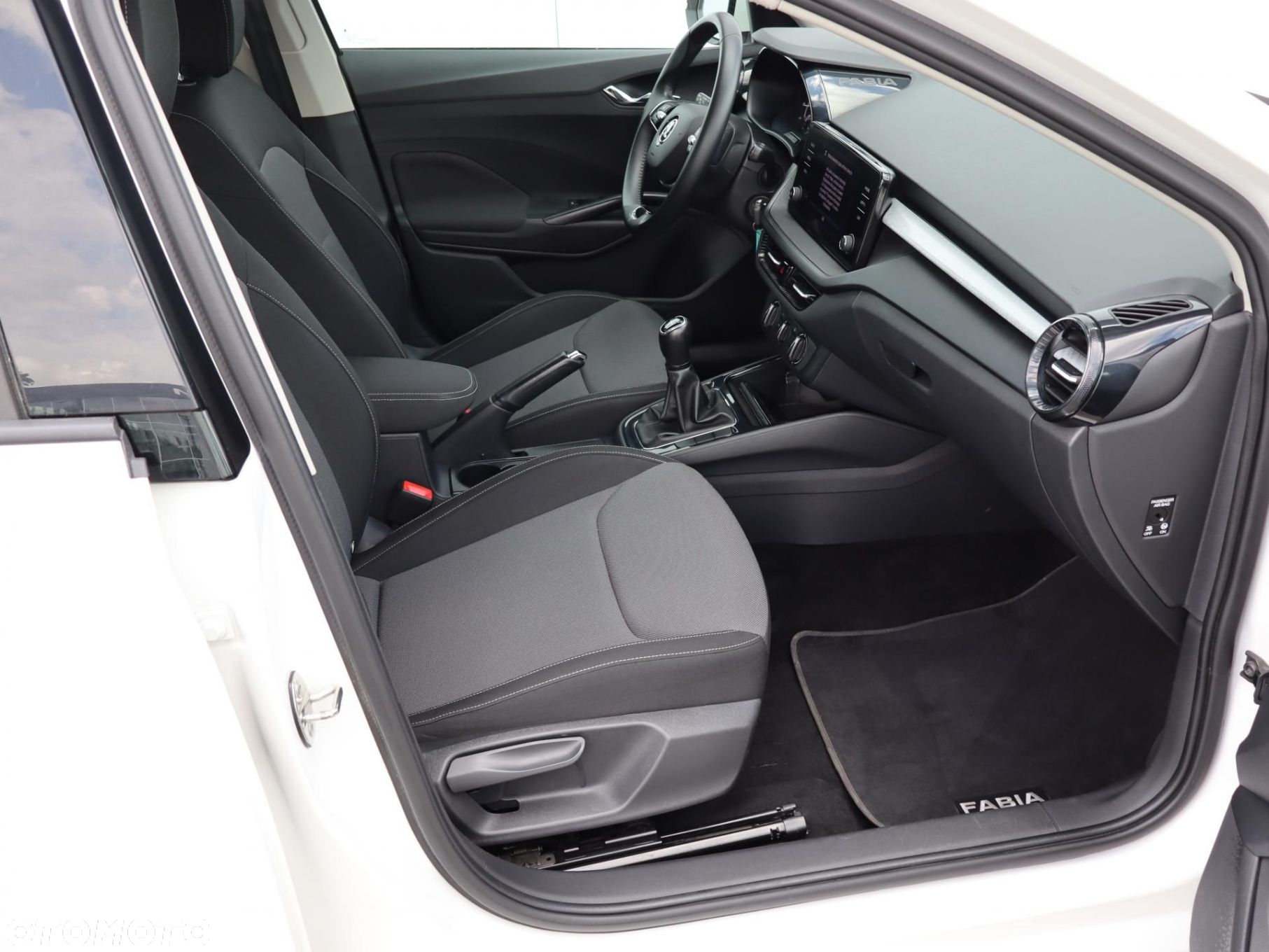 Skoda Fabia - 6