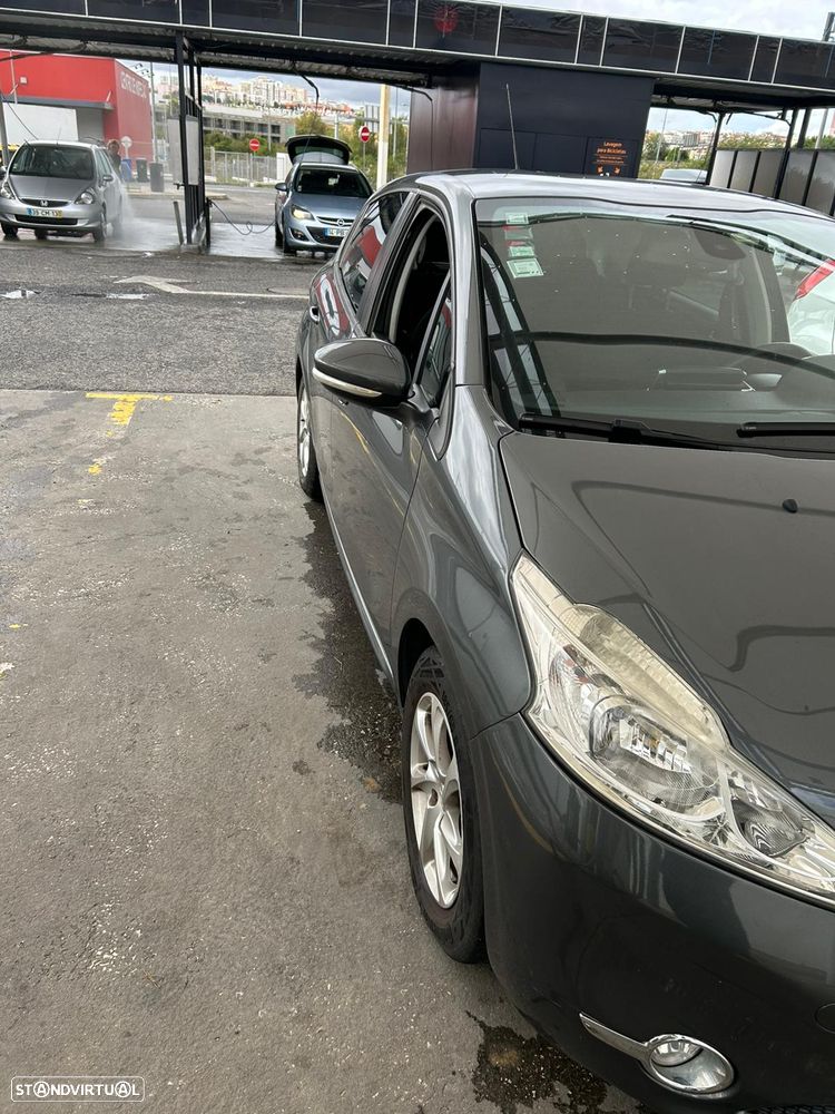 Peugeot 208 1.2 PureTech Active - 3