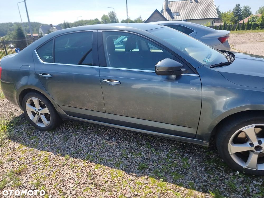 Skoda Octavia 2.0 TDI 4x4 Ambition DSG - 3