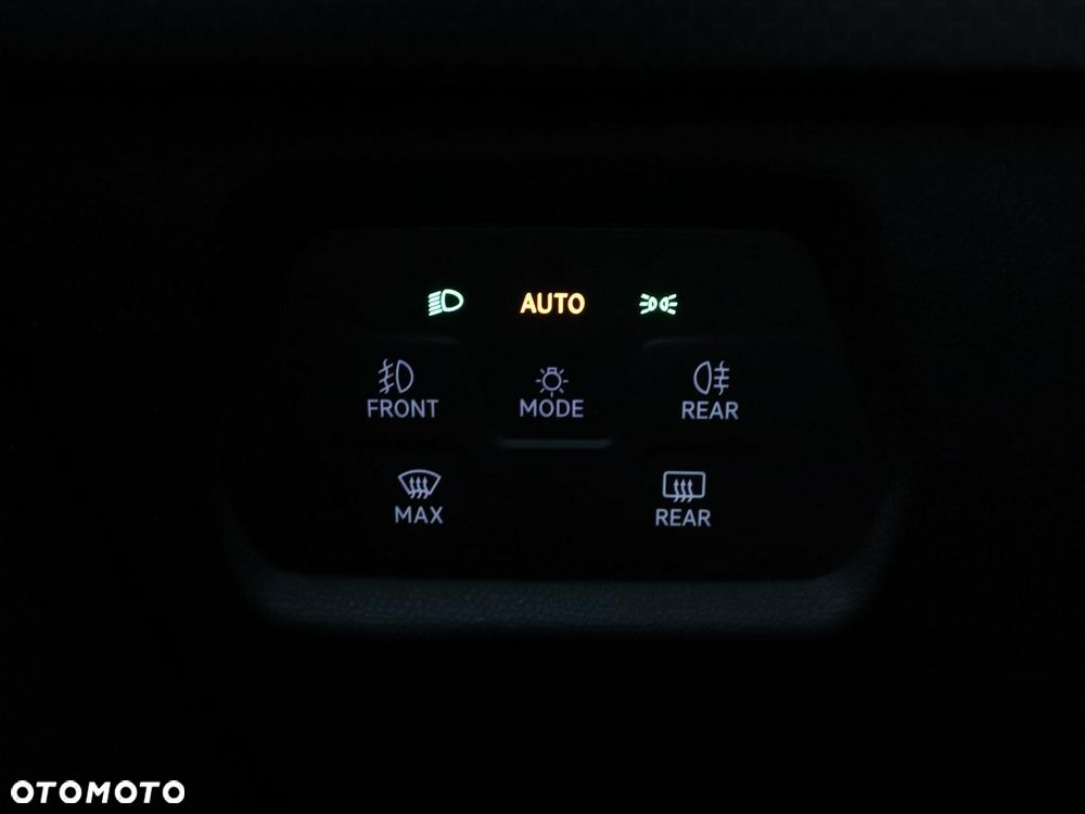 Seat Leon 1.0 eTSI Style DSG - 33