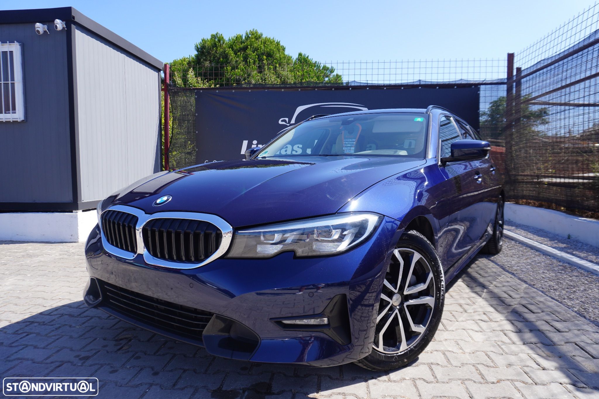 BMW 330 e Touring Line Sport Auto - 1