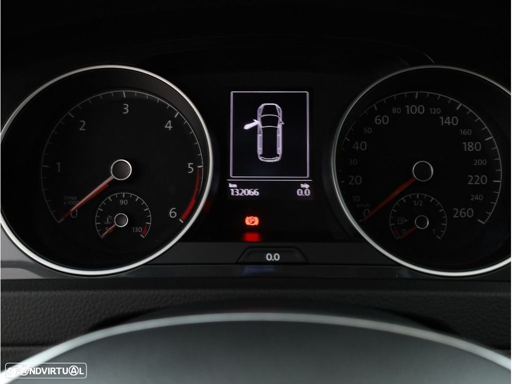 VW Golf Variant 1.6 TDi Confortline - 21