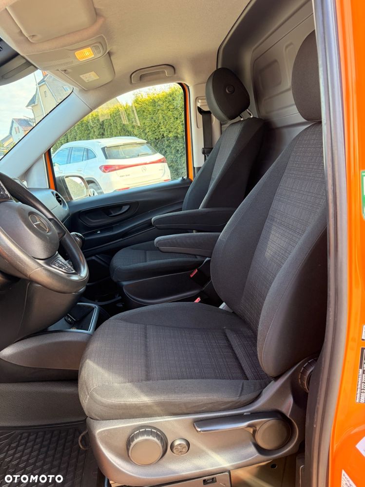 Mercedes-Benz Vito - 21