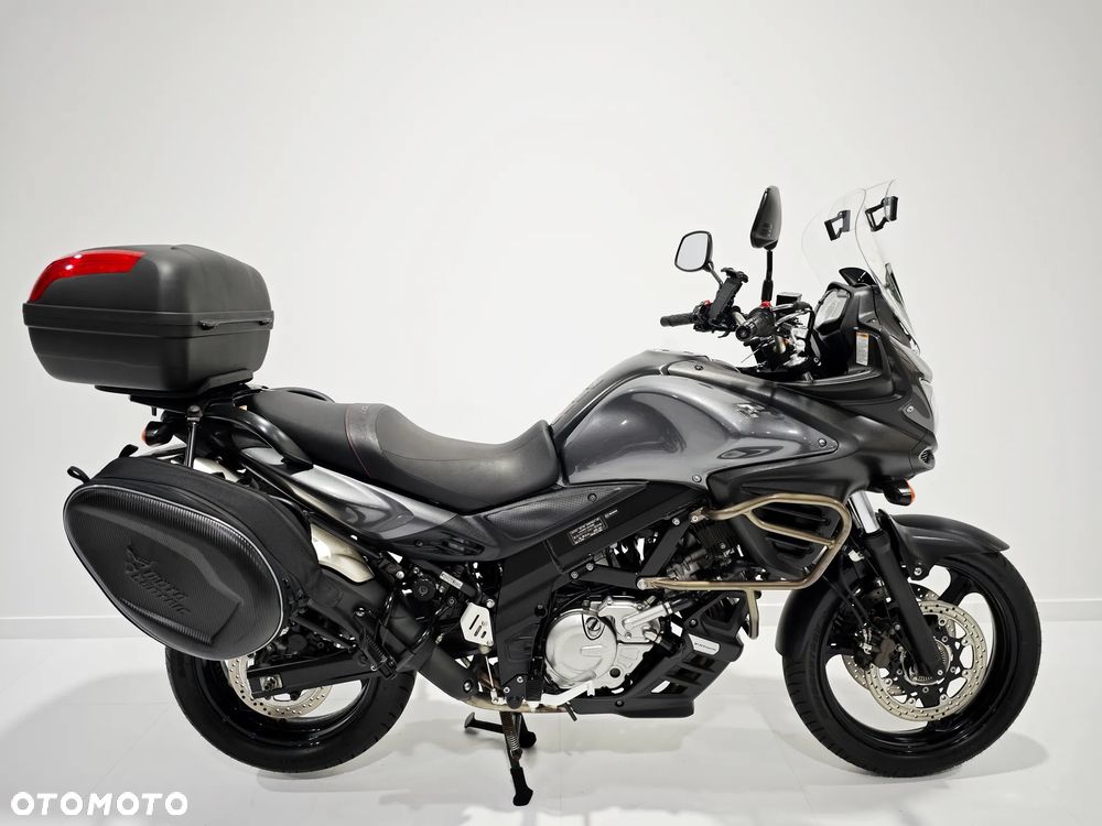 Suzuki V-STROM - 1