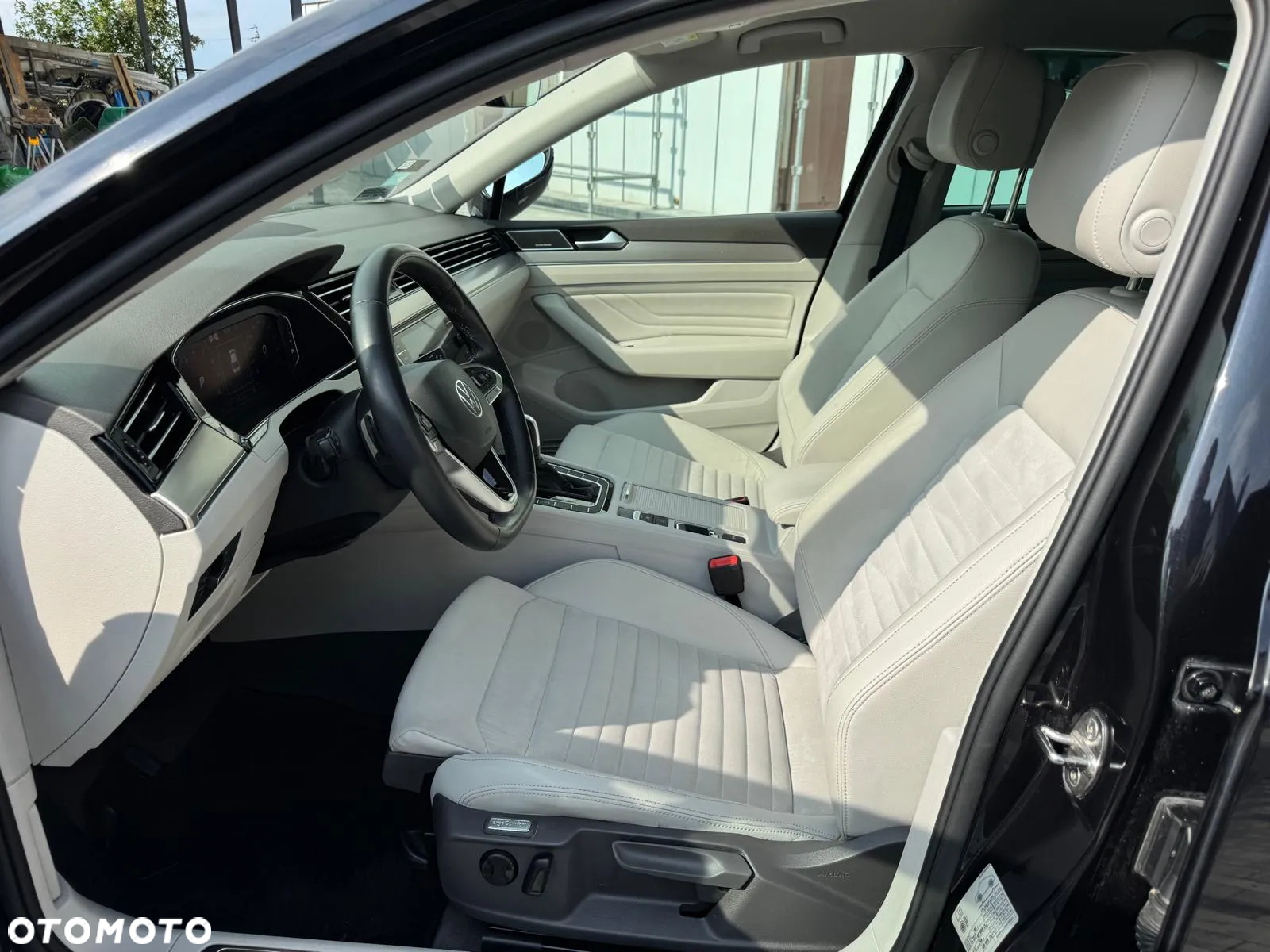 Volkswagen Passat 2.0 TSI Elegance DSG - 13