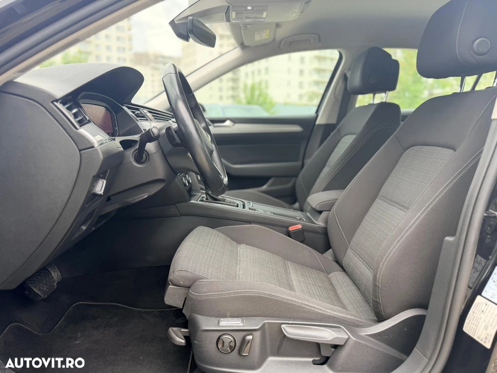 Volkswagen Passat 2.0 TDI DSG Highline - 12