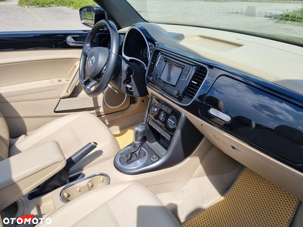 Volkswagen Beetle 2.5 - 12