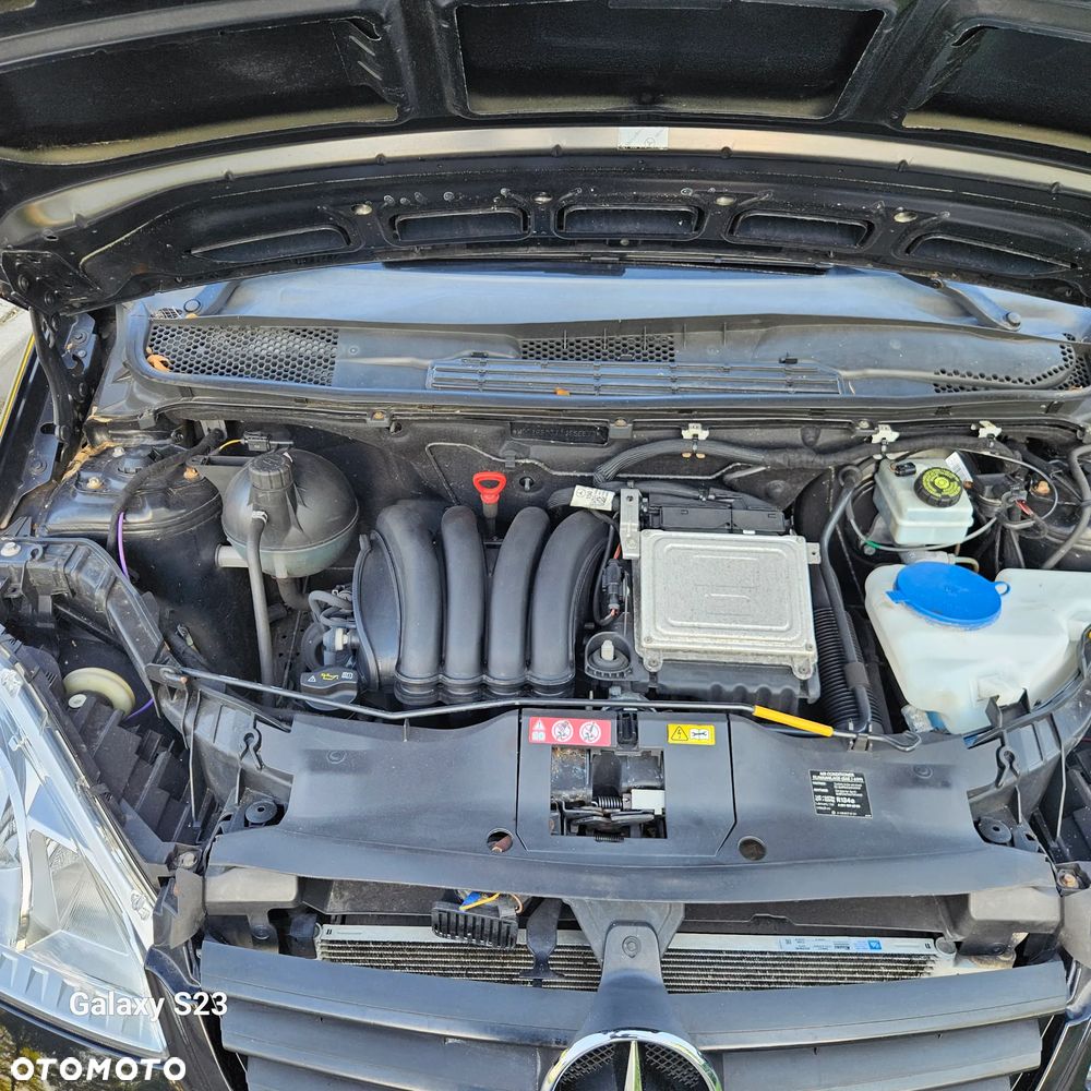 Mercedes-Benz Klasa A 160 BlueEFFICIENCY Special Edition - 31