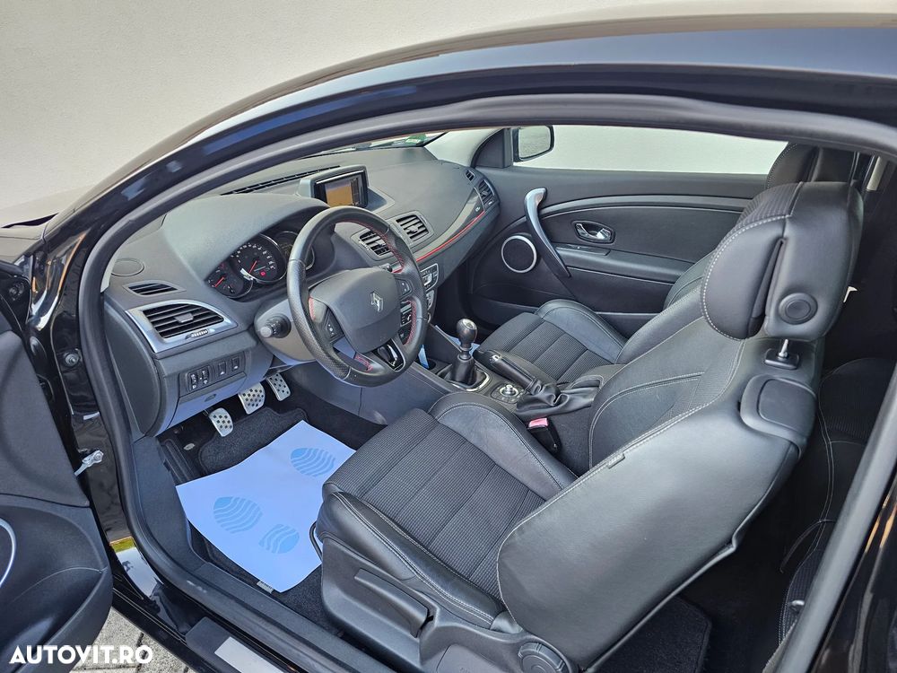 Renault Megane ENERGY TCe 130 Start & Stop GT Line - 19